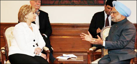 امریکی وزیر خارجہ ہلیری کلنٹن کی منموہن سنگھ سے ملاقات