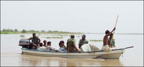سندھ کے سیلاب زدہ علاقوں میں پاک نیوی کا آپریشن مدد جاری