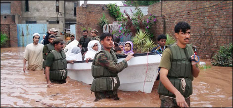 سندھ کے آفت زدہ علاقوں میں پاک فوج کی امدادی سرگرمیاں