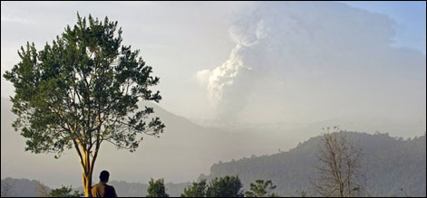چلی: آتش فشاں پھٹنے کا خطرہ،آبادی کی محفوظ مقام پر منتقلی