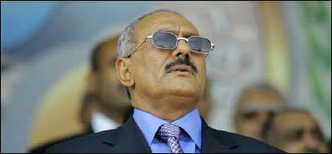 یمنی صدر انتقال اقتدار کے وعدے پر عمل کریں۔ امریکا