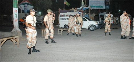 کراچی : مختلف مقامات پر چھاپے، چودہ افراد گرفتار