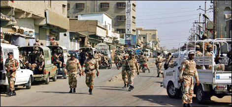 کراچی : سرچ آپریشن کے دوران 30 افراد زیر حراست