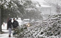 مشرقی امریکہ میں برف کا غیر معمولی طوفان، 3 افراد ہلاک