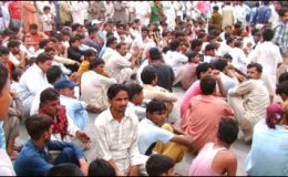فیصل آباد :گیس کی تین روزہ بندش،صنعتکار مزدور سراپا احتجاج