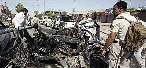 عراق : بم دھماکوں کی نئی لہر، 72 افراد ہلاک