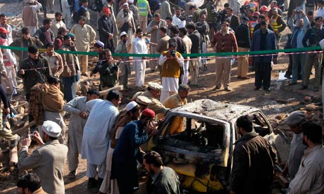 پشاور بم دھماکا، جاں بحق افراد کی تعداد 15ہو گئی