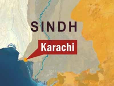 کراچی: ٹیکسٹائل مل میں گیس کا اخراج، نوجوان جاں بحق، خواتین بیہوش