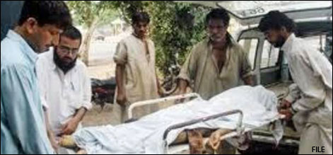 کراچی میں حالات کشیدہ، آج یوم سوگ ہے، ٹرانسپورٹ غائب