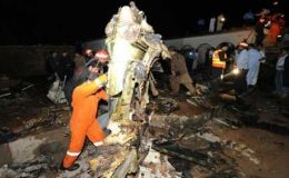 راولپنڈی: نجی ائیر لائن کا طیارہ گرکر تباہ ، عملے کے 9 ارکان سمیت 127 جاں بحق