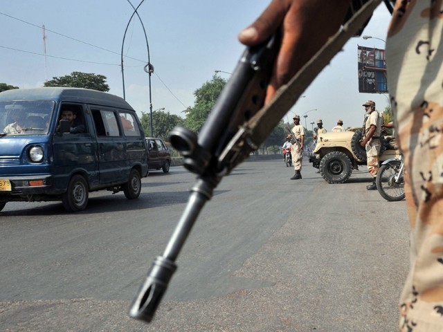 کراچی: مختلف علاقوں میں فائرنگ سے ایک شخص ہلاک، دو زخمی