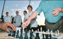 روس میں 28 سال بعد شطرنج کی عالمی چیمپئین شپ شروع