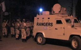 کراچی: رینجرز کا گلستان جوہر میں چھاپہ،3 بھتہ خور گرفتار