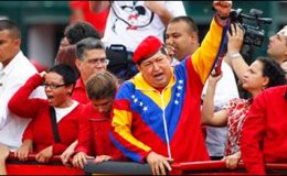 وینزویلا: ہیوگو شاویز کی انتخابی ریلی، ہزاروں افراد کی شرکت