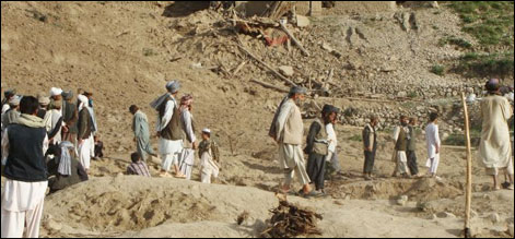 افغانستان : مٹی کے تودے گرنے سے 80 افراد ہلاک