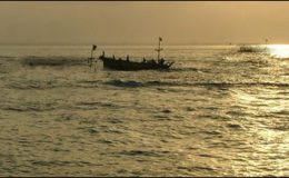 ٹھٹہ : زائرین کی کشتی ڈوب گئی،تیس لاپتہ