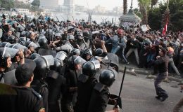 قاہرہ : تحریر اسکوائر پر مظاہرین کا دھرنا پانچویں روز بھی جاری