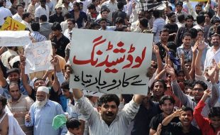 پنجاب اور کراچی میں بجلی کے ستائے افراد کا پر تشدد احتجاج…