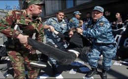 روسی پارلیمنٹ کے سامنے مظاہرہ کرنے والے درجنوں افراد گرفتار