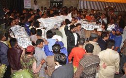 کراچی : فائرنگ اور بم حملے،12افراد لقمہ اجل بن گئے