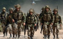افغانستان : فوجی وردی میں ملبوس شخص کی فائرنگ ،5 نیٹو اہلکار زخمی