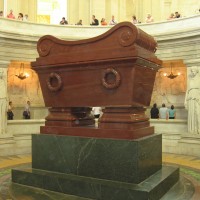 tomb of Napoleon Bonaparte