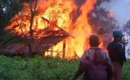 برما میں حالیہ فسادات کے دوران مسلم آبادی کے قریباً دس ہزار مکانات تباہ