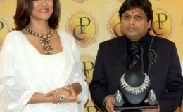 ممبئی: سشمیتا سین کی نت نئے زیورات کی نمائش
