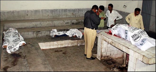 کراچی میں فائرنگ سے گیارہ افراد ہلاک