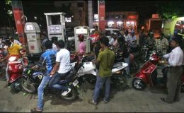 بھارت : پیٹرول کی قیمتوں میں اضافے کے خلاف ہڑتال