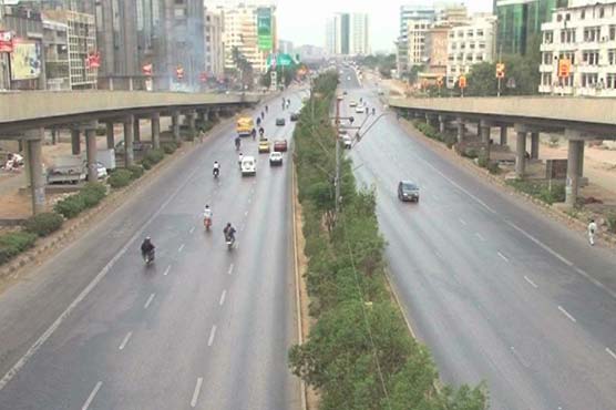 کراچی : ٹرانسپورٹروں کا آج بسیں نہ چلانے کا اعلان