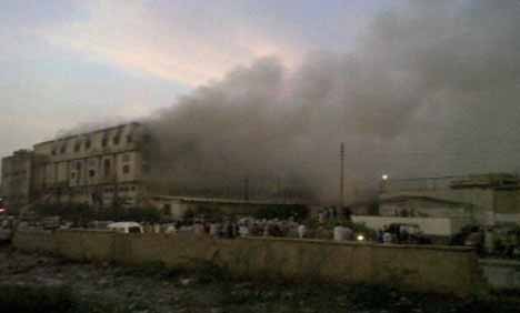 کراچی: فیکٹری میں آگ لگنے سے دس افراد جاں بحق