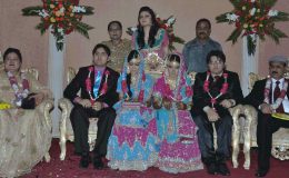 ڈاکٹر وقاص اختر اور ڈاکٹر عدنان اختر کی شادی گزشتہ روز کراچی میں انجام پائی ، عزیز و اقارب کیساتھ گروپ فوٹو