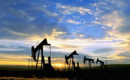 عالمی منڈی میں تیل کی قیمتیں سنبھل گئیں