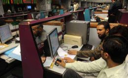کراچی اسٹاک مارکیٹ میں 34 کروڑ سے زائد شیئرز کا کاروبار