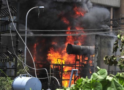 نئی دہلی کی عمارت میں لگنے والی آگ پر قابو پا لیا گیا