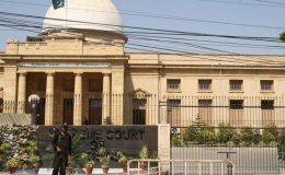 کراچی بدامنی کیس: ڈی جی رینجرز کل عدالت میں طلب