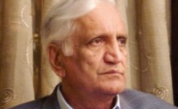 پشاور میں خودکش حملے میں 7 افراد سمیت اے این پی کے رہنما بشیر احمد بلور شہید