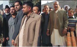سابق ممبر قومی اسمبلی نوابزادہ مظہر علی خان اپنے ساتھیوں سمیت مبارکباد دینے ڈیرہ چوہدری عبدالمالک پہنچ گئے