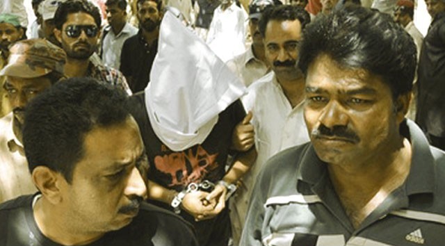 کراچی : 100 سے زائد قتل کے الزامات میں گرفتار اجمل عرف پہاڑی رہا