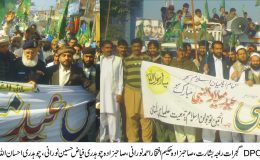 جمعیت علما پاکستان اور انجمن نوجوانا اسلام کے زیر اھتمام عظیم الشان میلادکانفرنس صاحبزادہ حکیم افتخار نورانی محمدافضل قادری اور دیگر حطاب کر رھے ھیں