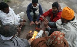 بھارت میں موسم سرد، دہلی میں ریکارڈ توڑ سردی