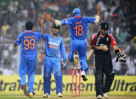 بھارت کامیاب ، انگلینڈ کو 127 رنز سے ہرا دیا