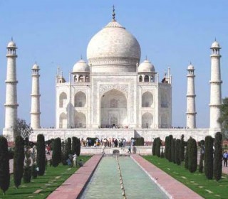 Taj Mahal Akbar E Azam