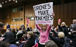 امریکی سینیٹ کمیٹی کے شرکاء کا ڈورن حملوں کیخلاف احتجاج