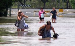 آسڑیلیا : سیلاب سے 2 افراد ہلاک ، ہزاروں بے گھر ہوگئے