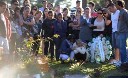 برازیل : نائٹ کلب میں مرنے والوں کے لیے دعائیہ تقاریب کا اہتمام