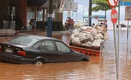 برازیل: بارش سے نظام زندگی درہم برہم ،کئی علاقے زیر آب