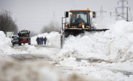 شکاگو : شدید برفباری نے معمولات زندگی مفلوج کر دئیے