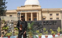 کراچی : سرکاری افسران کی ترقیوں ، کنٹریکٹ کیس کی سماعت آج